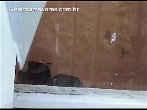 ❤️ Uomo arrapato che guarda la sua ragazza con un altro ragazzo, registrando un video di scopata senza disturbare la coppia ❤️❌ Porno bello al it.28films.ru ❤️